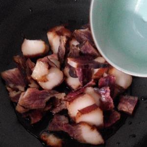 干锅莴笋腊肉的做法 步骤6