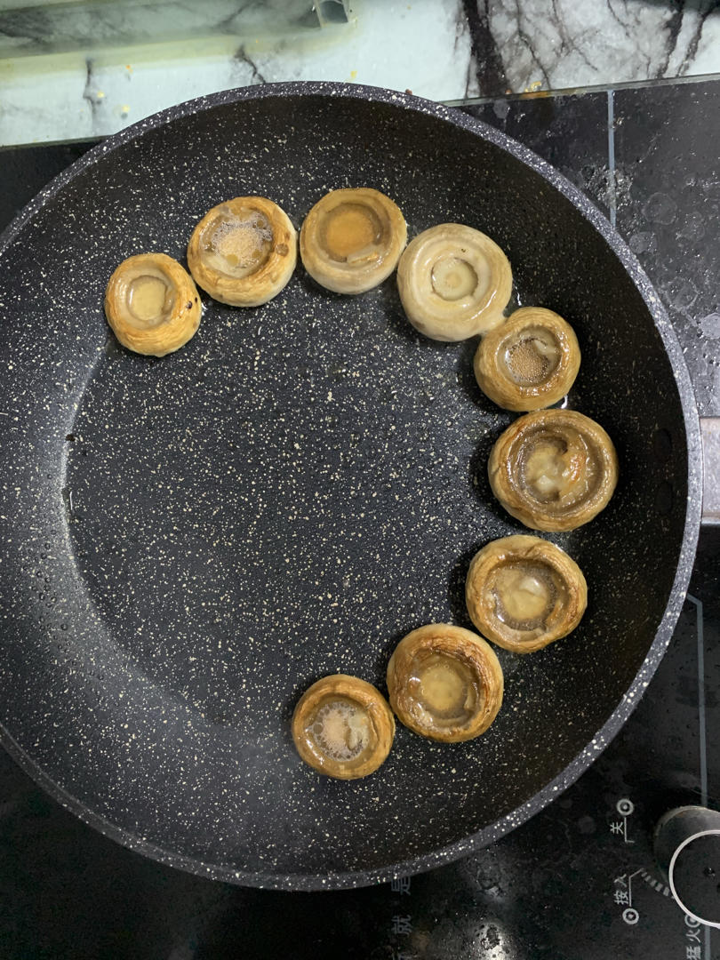 保留最原始鲜味儿的煎口蘑