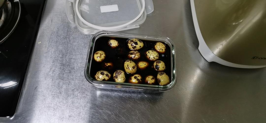 五香卤鹌鹑蛋