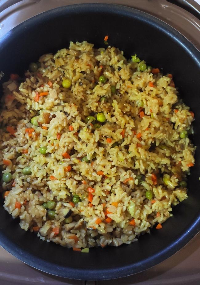 简单的豌豆肉饭的做法