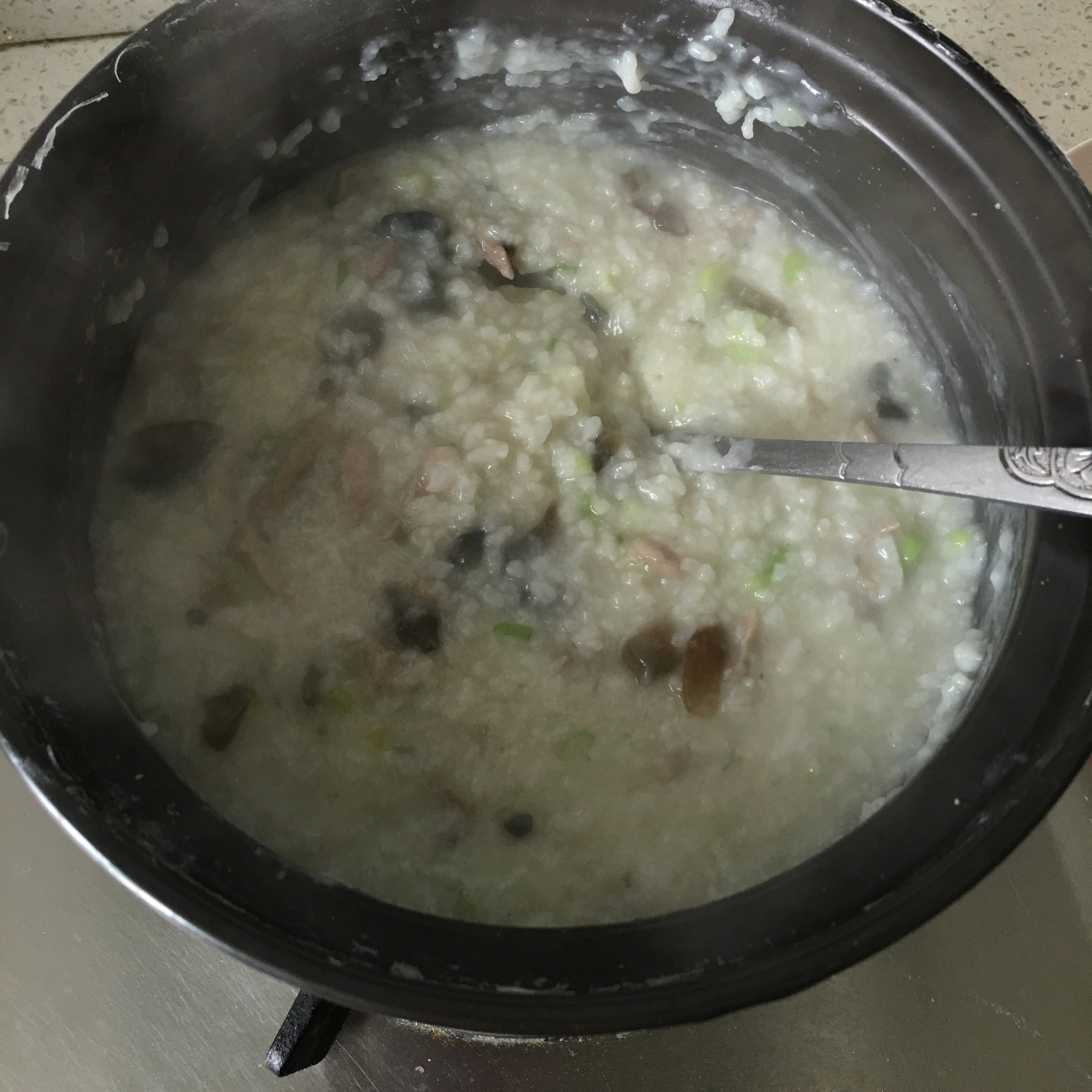 皮蛋瘦肉粥