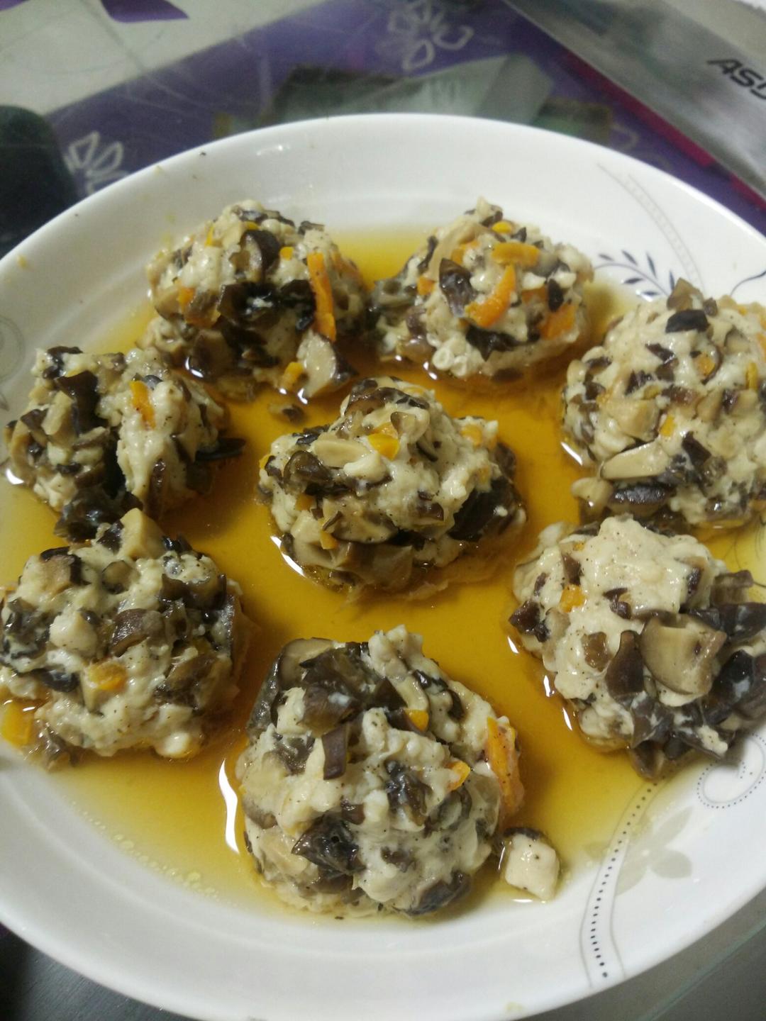 香菇胡萝卜鸡胸肉丸