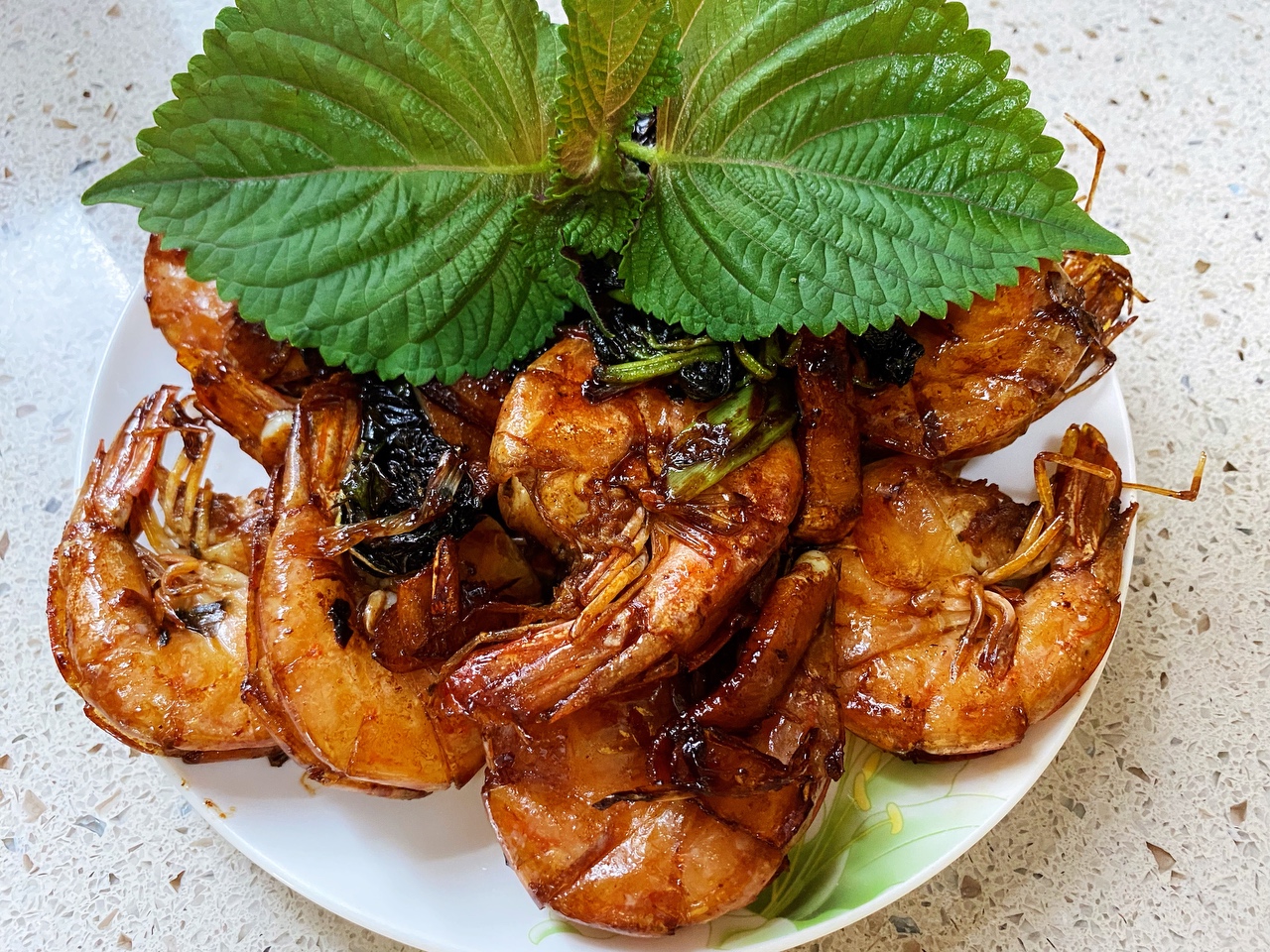 收起你的口水‼️紫苏大虾🍤的做法