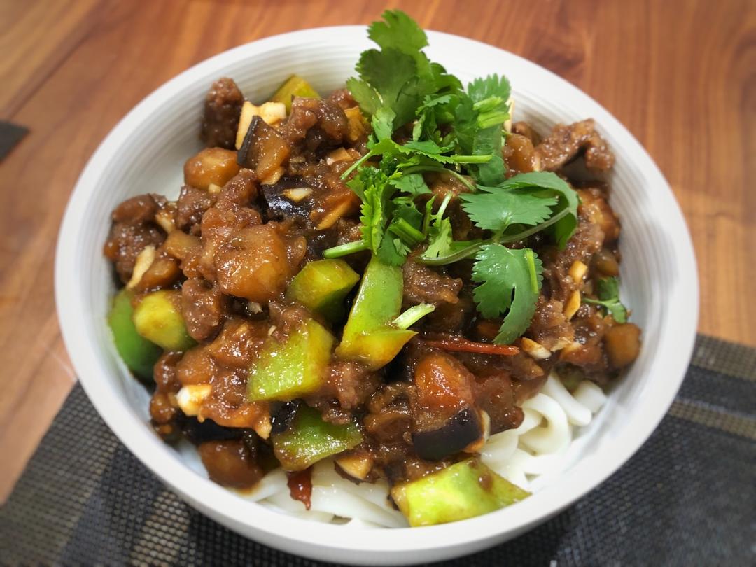 茄子肉丁打卤面