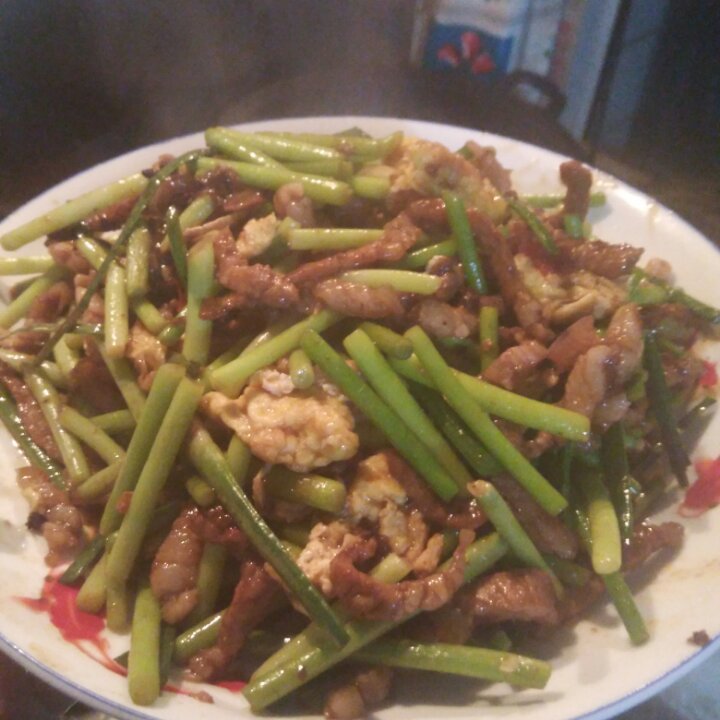 蒜薹炒肉丝