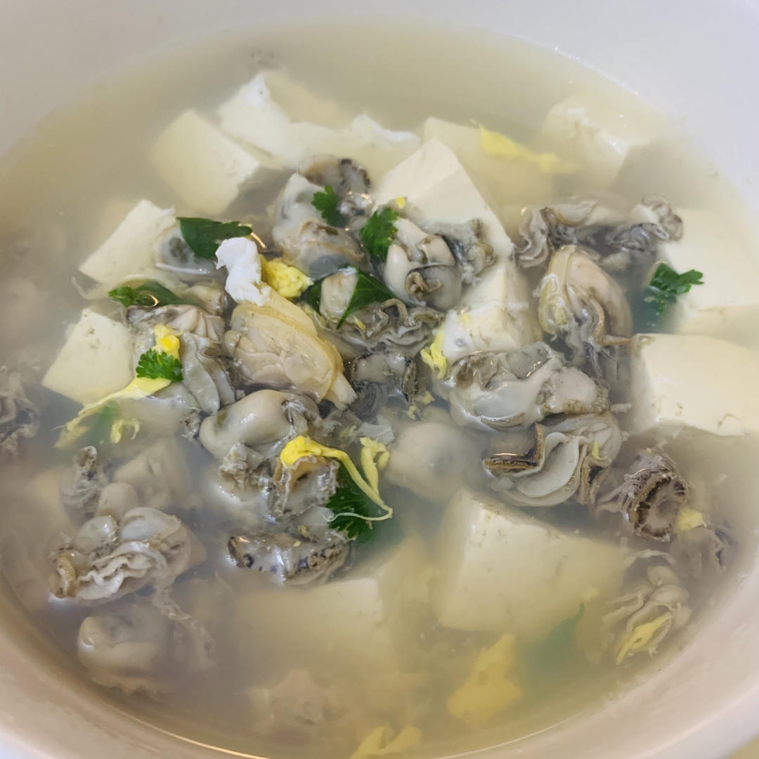 海蛎子豆腐汤