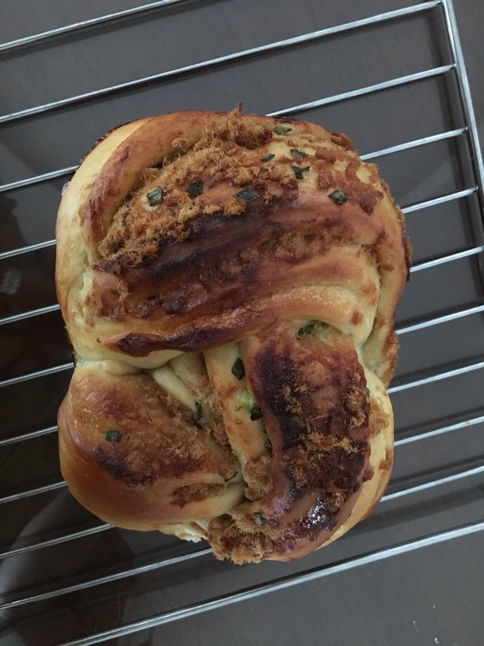 香葱肉松手撕吐司