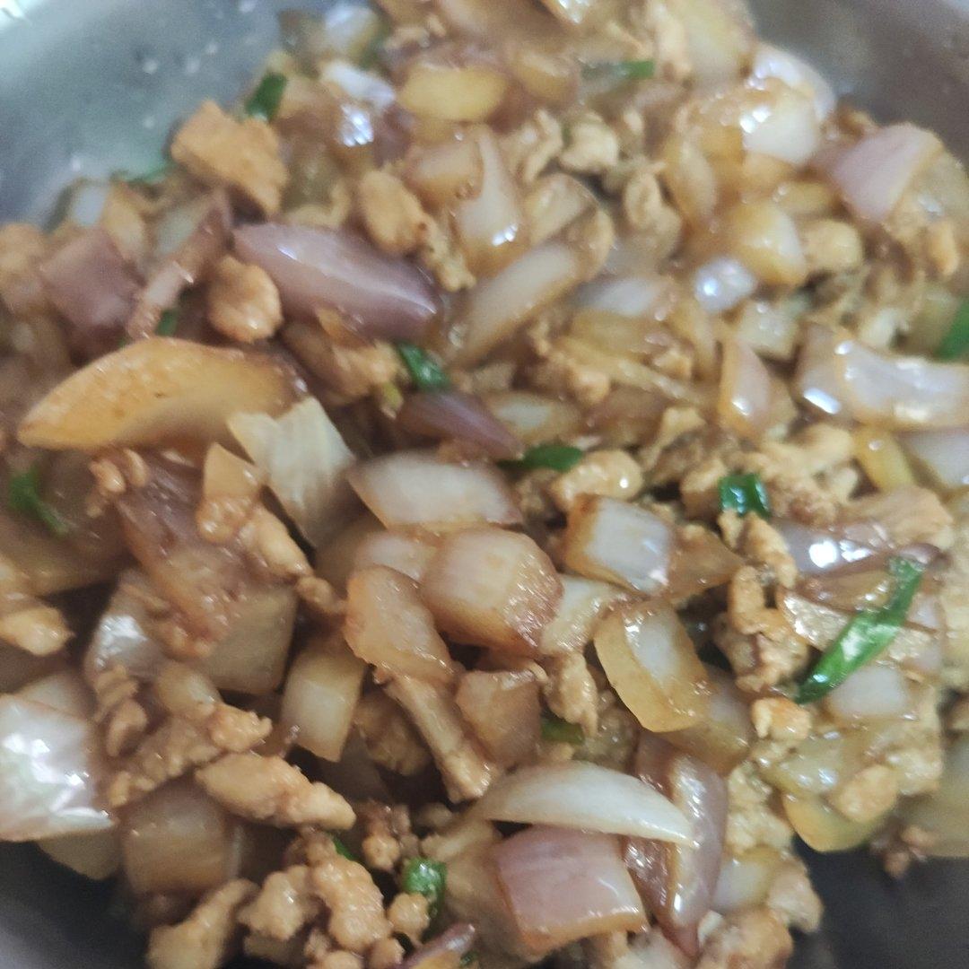 洋葱炒肉（宝宝爱吃）