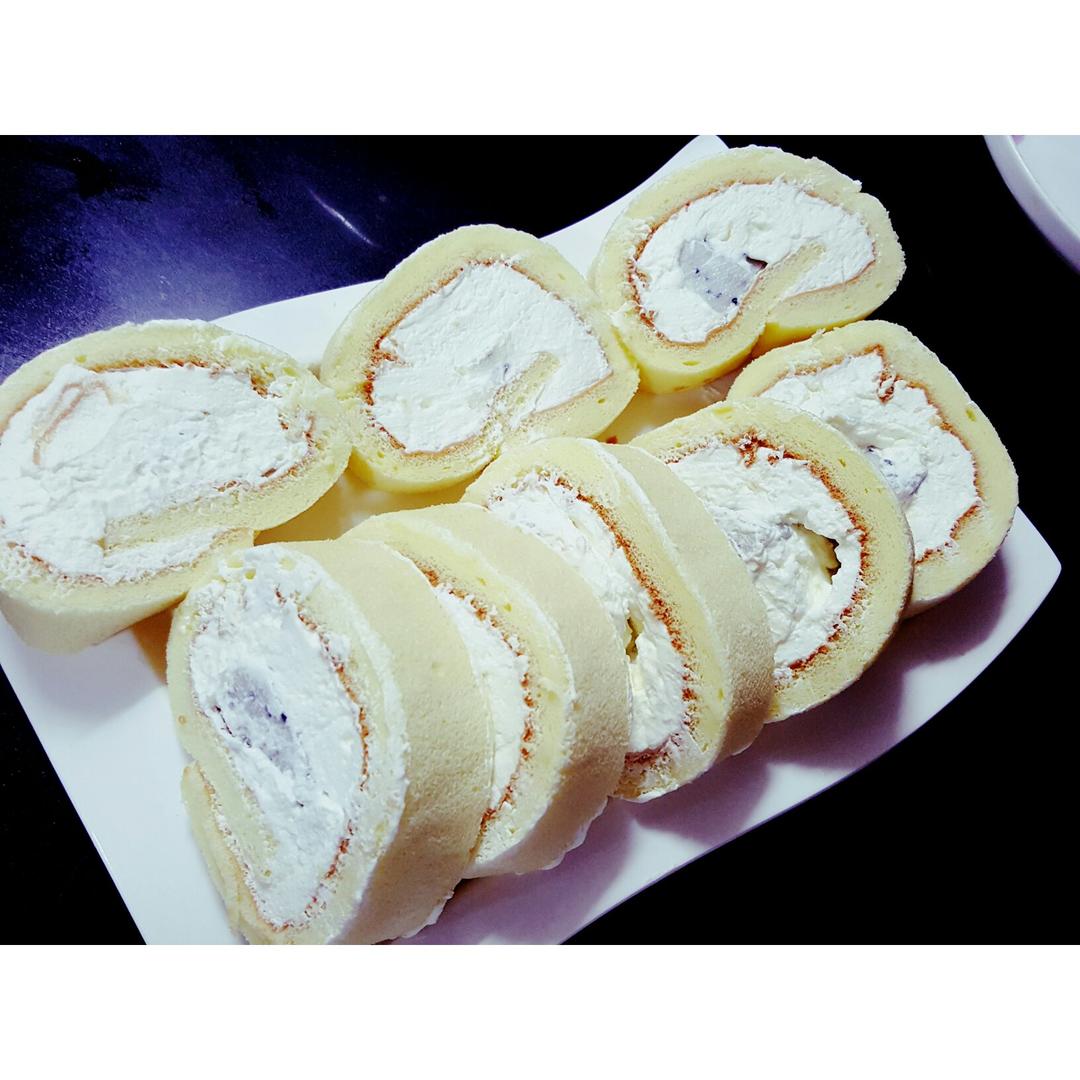 《Tinrry下午茶》教你做基础原味蛋糕卷