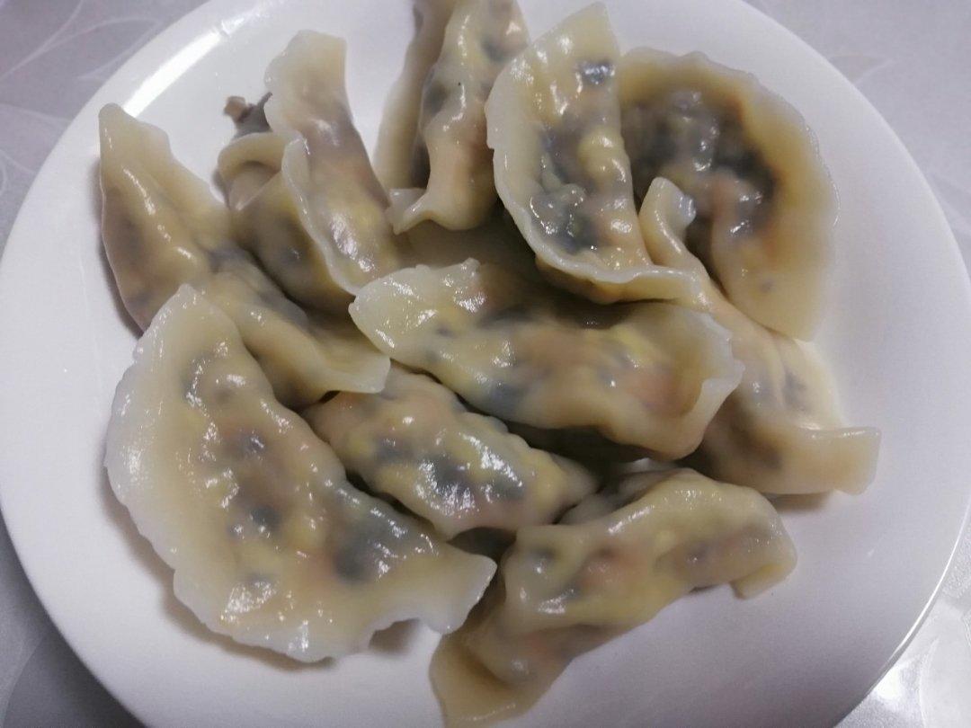 胡萝卜鸡蛋香菇木耳素馅饺子