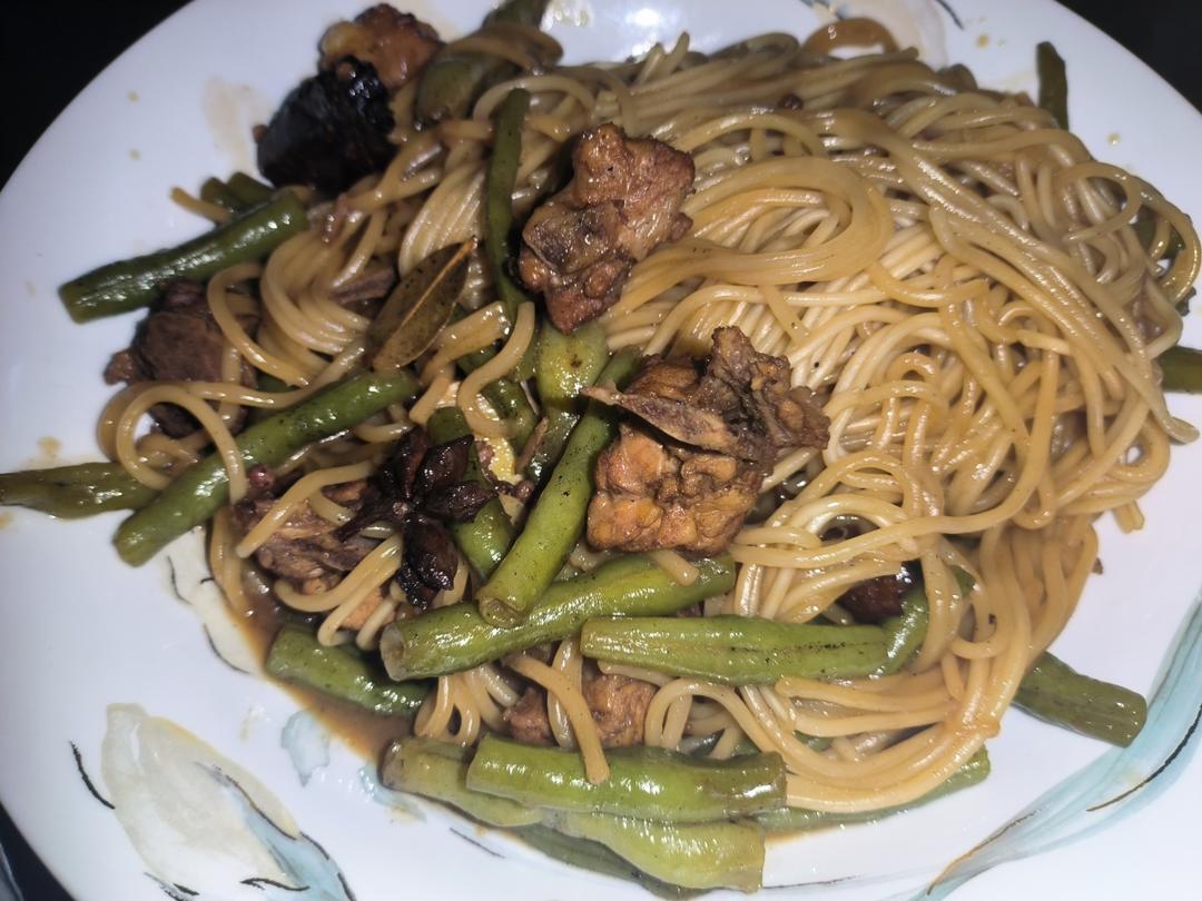 排骨豆角焖面
