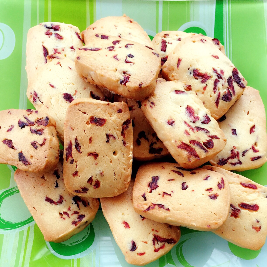 冄微茫做的蔓越莓饼干