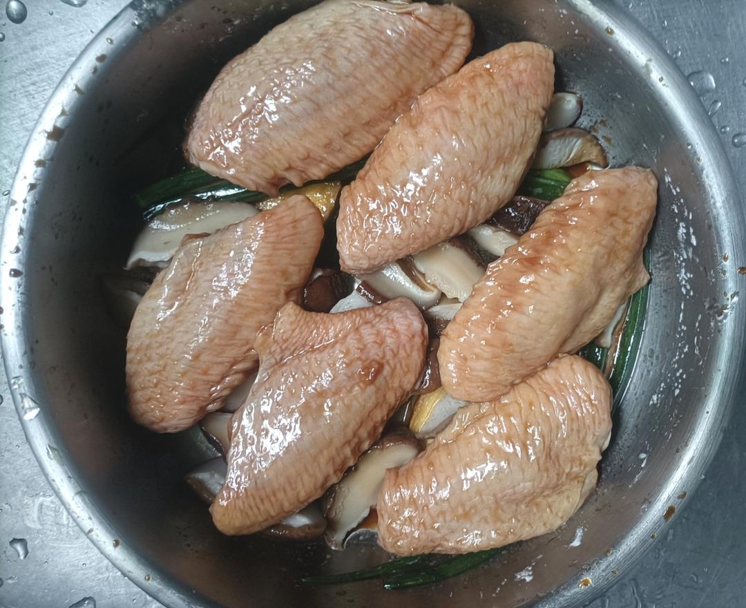 香菇蒸鸡翅