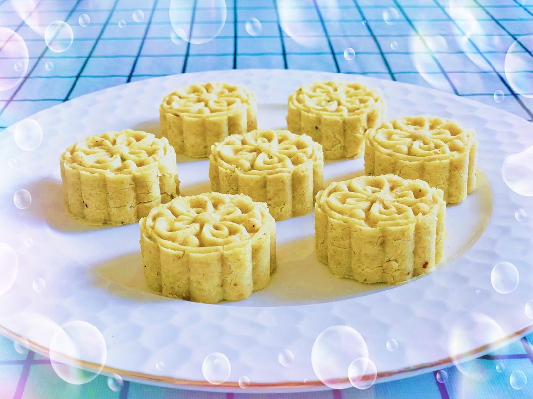 懒人版低脂木糖醇奶香绿豆糕（附绿豆省时省力的泡发方法和细腻度极佳的口感做法）