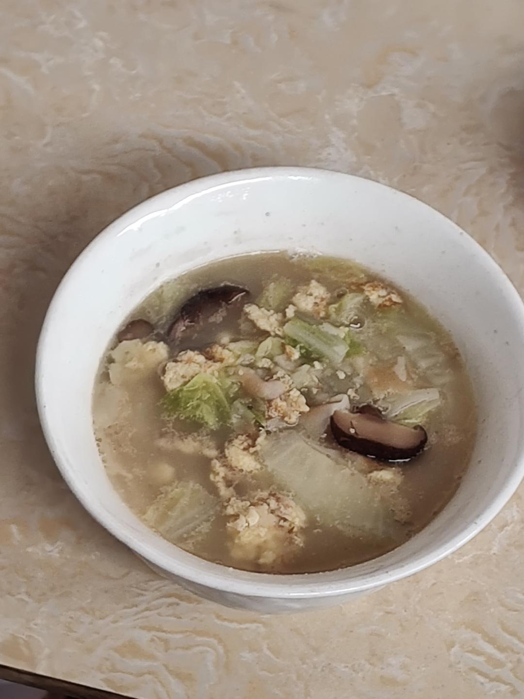 白菜香菇汤