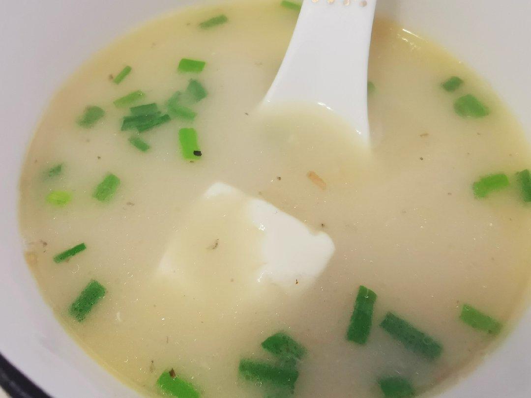 奶白鲫鱼豆腐汤|一条鱼最后的温柔