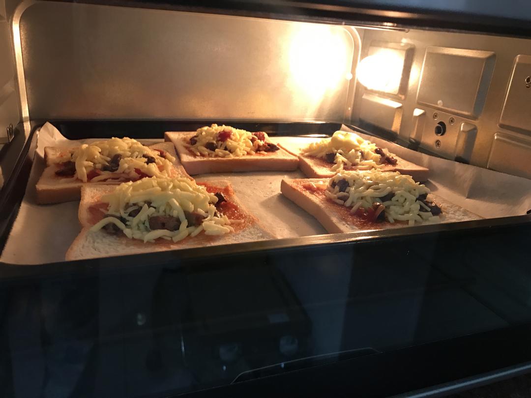 牛肉粒pizza（方包版）的做法