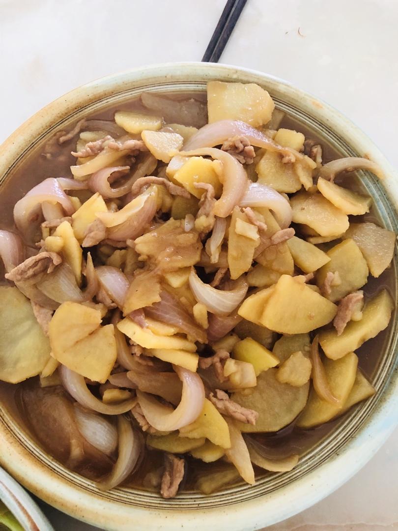 洋葱炒土豆