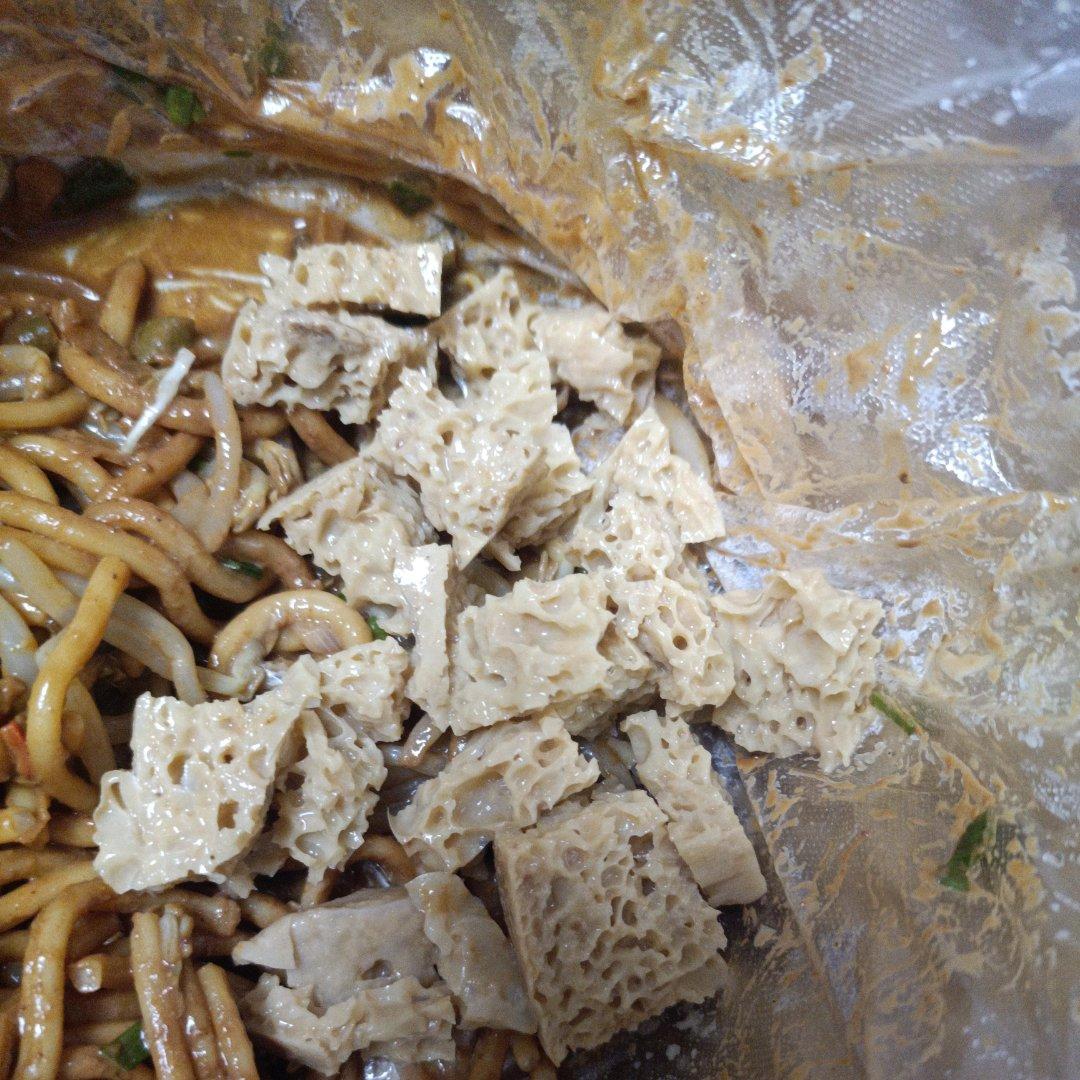 凉拌麻酱面筋