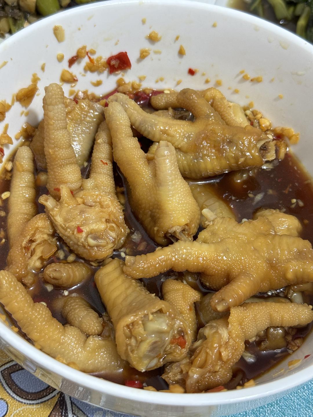 绝对不会后悔的酸辣鸡爪