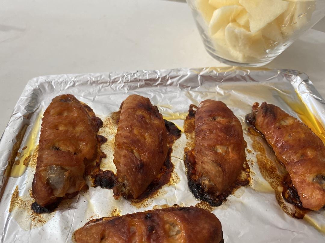 奥尔良烤鸡翅 还没摆盘就被抢光了