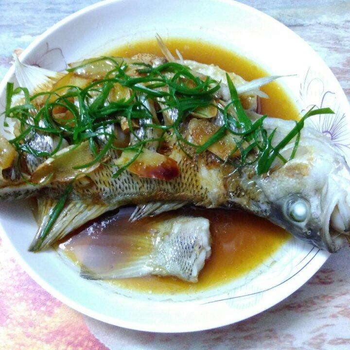 清蒸鲈鱼