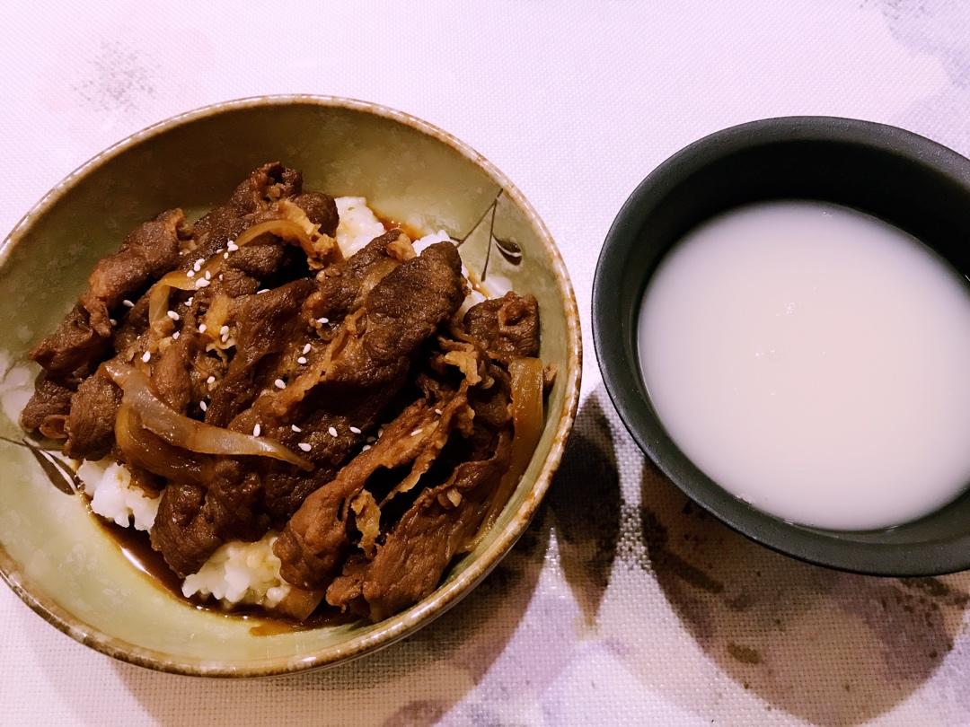 吉野家牛肉饭（牛丼）