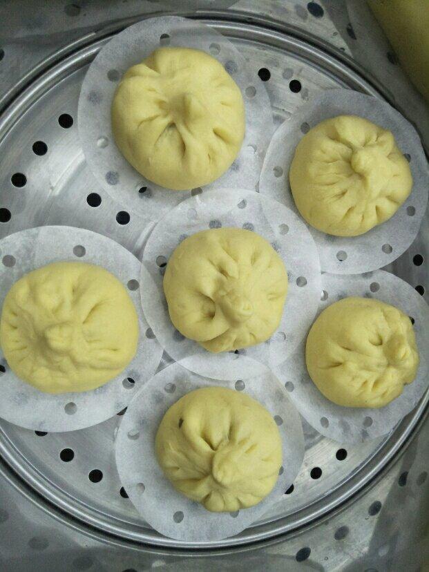 玉米面鸡腿包