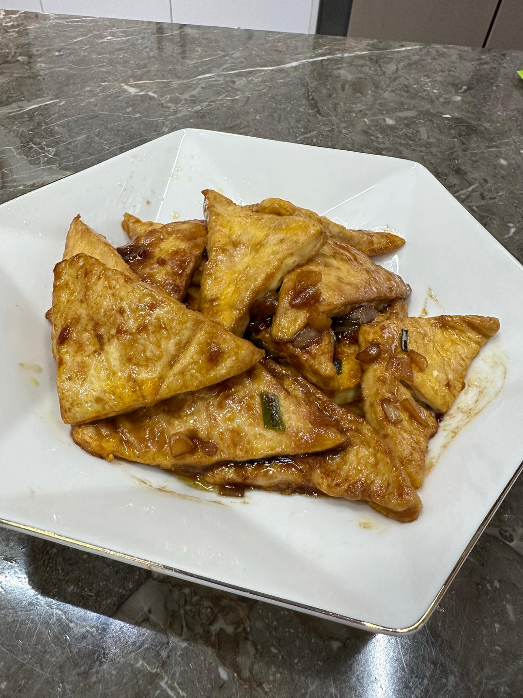 焖煎豆腐