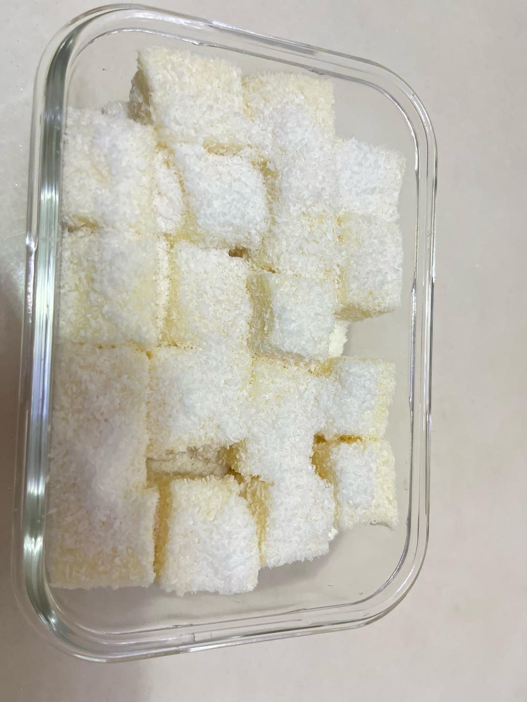完胜85度C牛奶椰丝小方