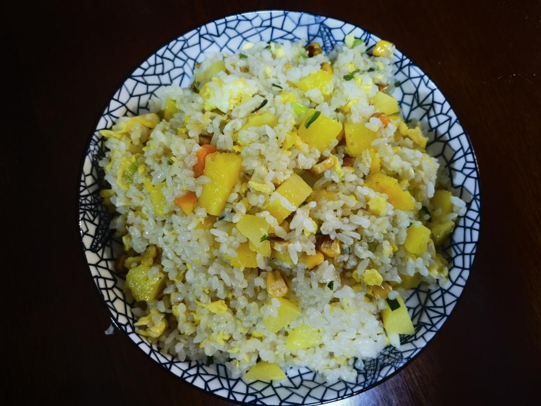 三月菠萝成熟季🍍教你怎么吃