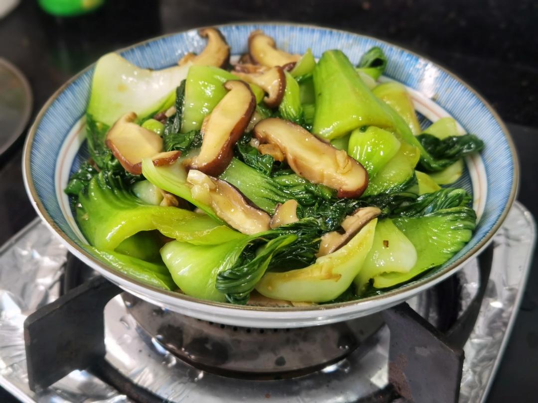 蚝油香菇上海青
