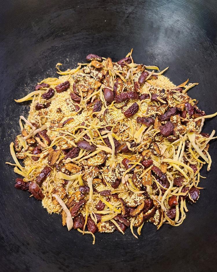 🪷焦二仙茶•小米姜枣茶「膳食养生」的做法