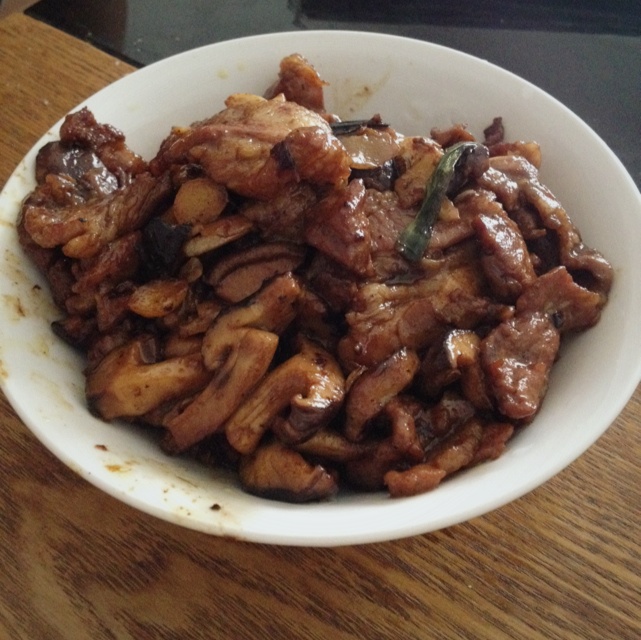 香菇炒肉