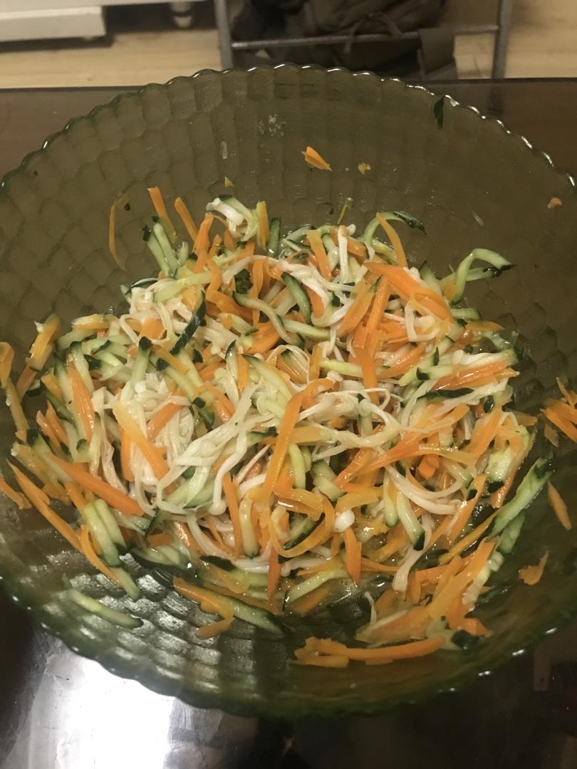 凉拌金针菇