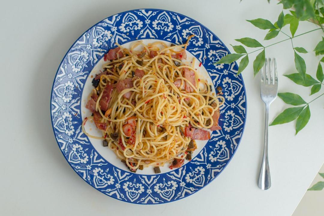 芝麻海带酱培根意面的做法