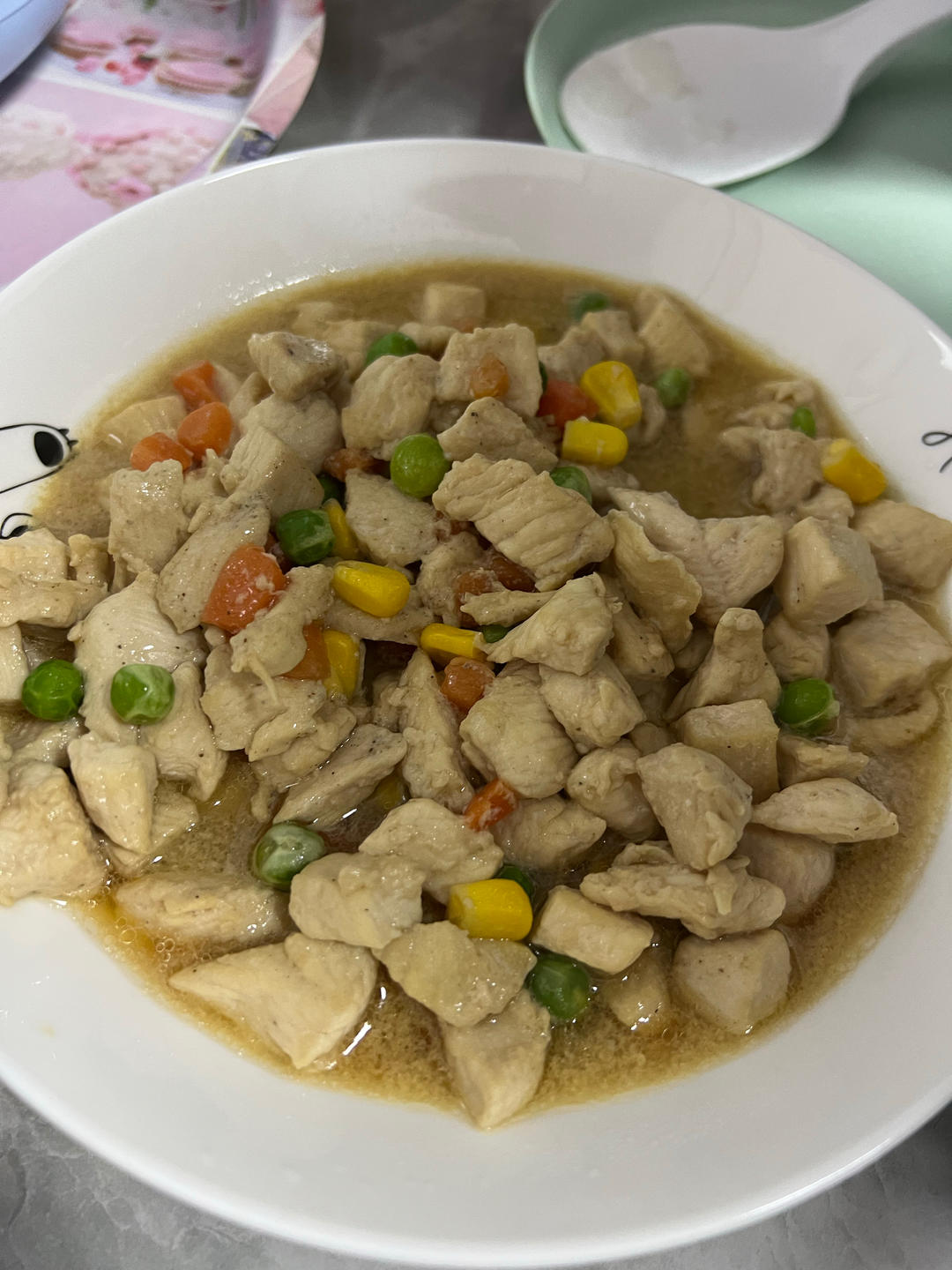 鸡胸肉炒三色蔬
