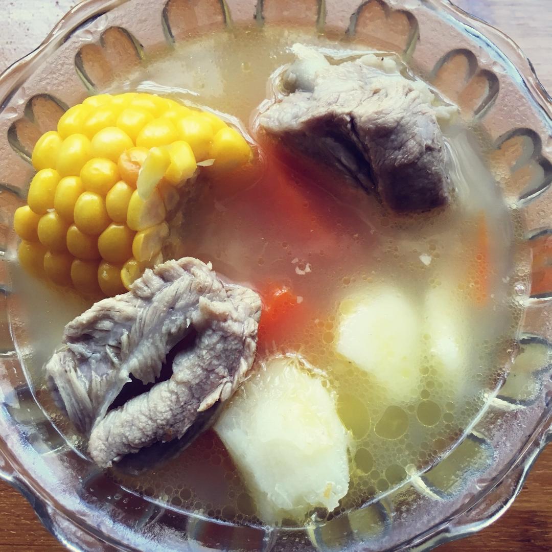 山药玉米排骨汤