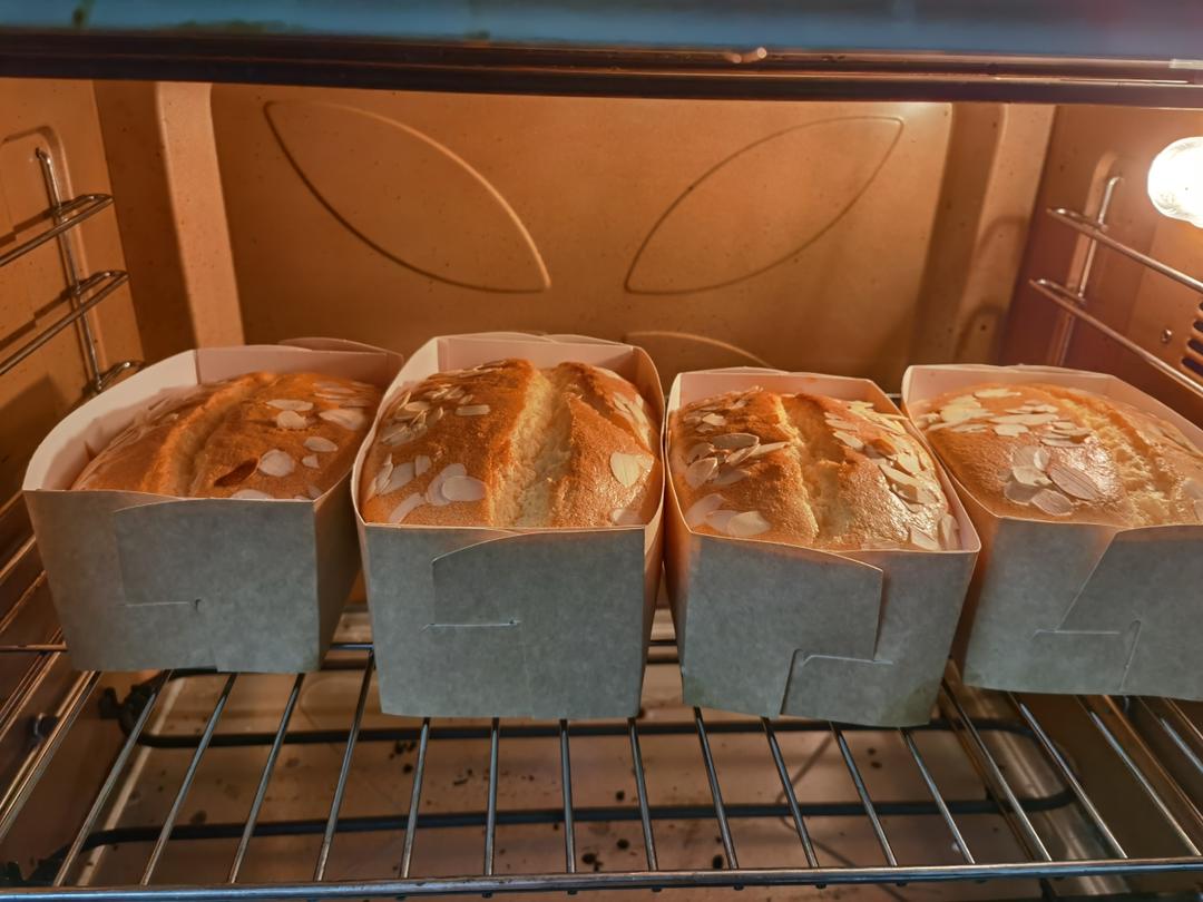 无泡打粉的金枕蛋糕—一次成功零失败