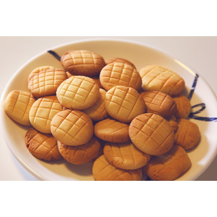 牛奶饼干