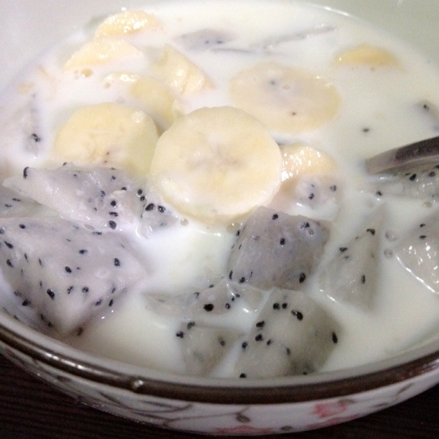 水果酸奶