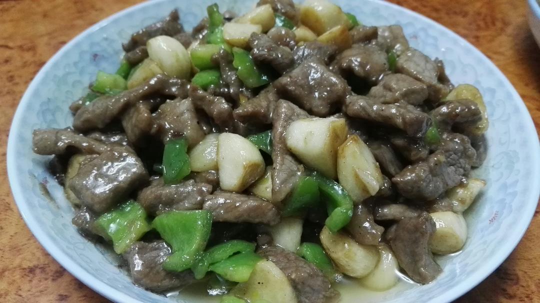 黑蒜子牛肉粒