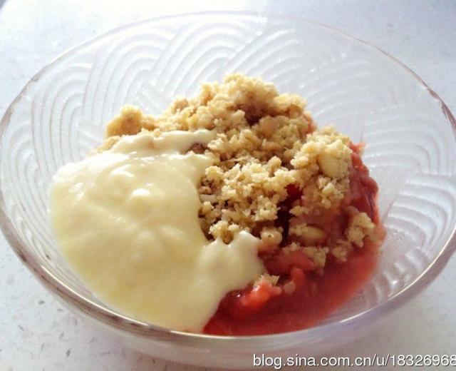 草莓大黄松仁香酥派－Strawberry and Rhubarb Crumble的做法