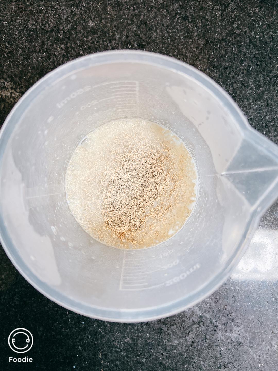 纯奶手撕吐司的做法 步骤1