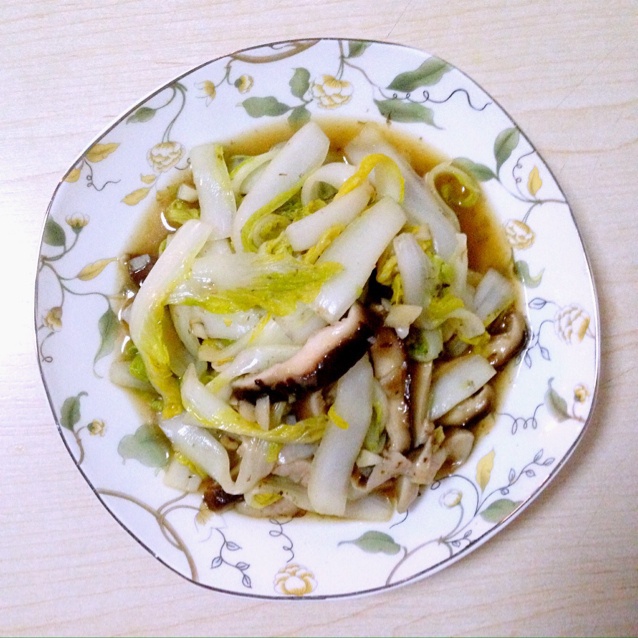 娃娃菜炒香菇