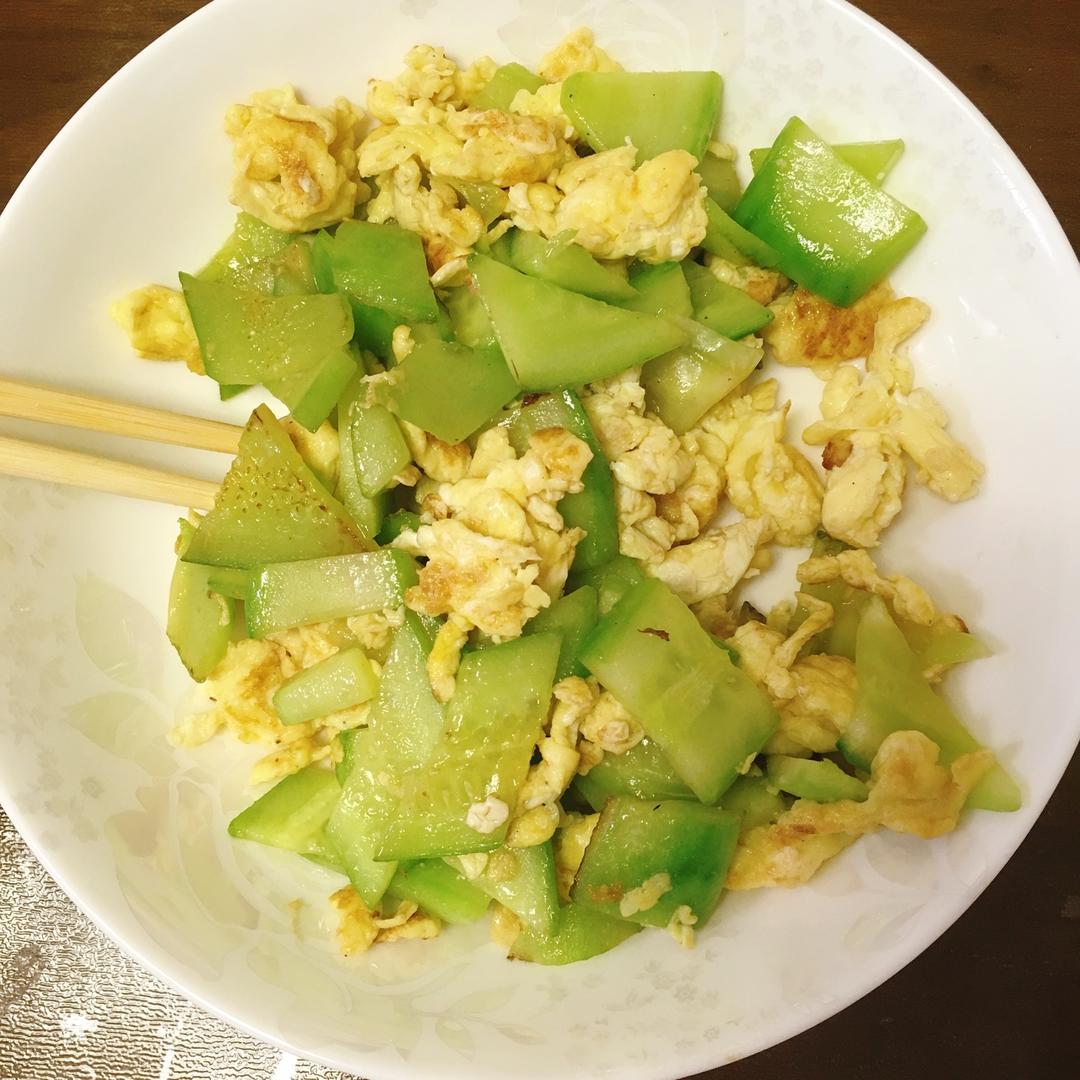 黄瓜炒鸡蛋