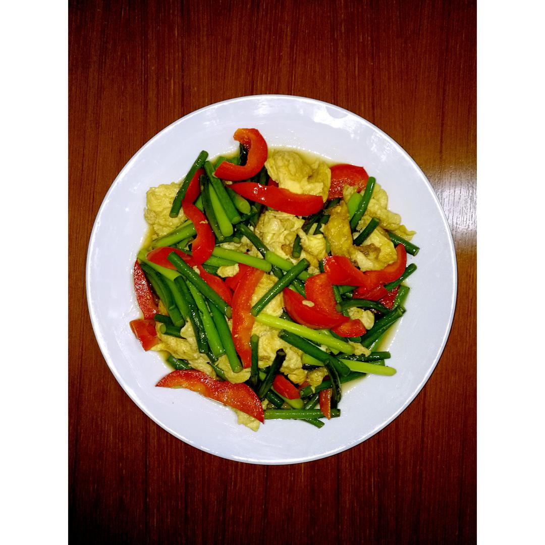 蒜苗炒鸡蛋