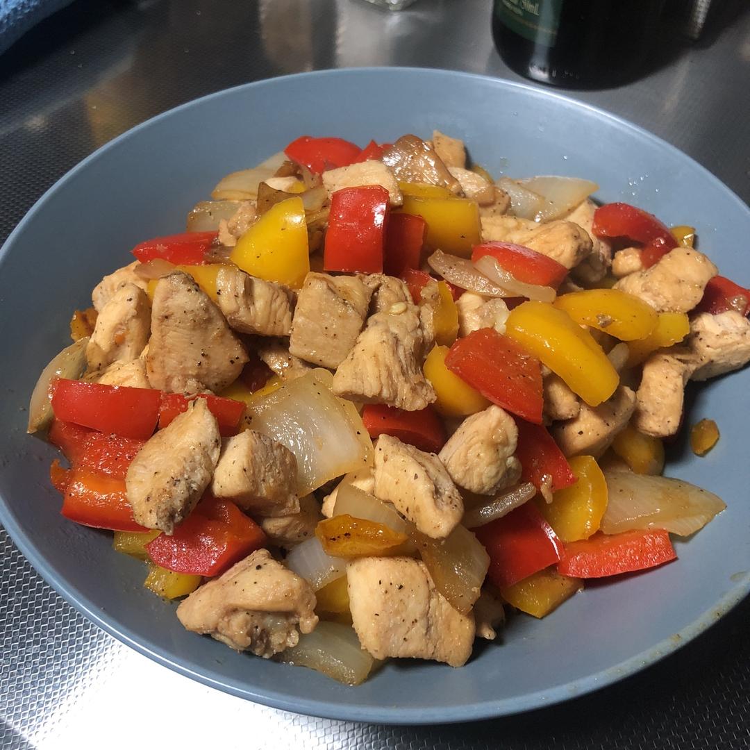 彩椒洋葱炒鸡胸