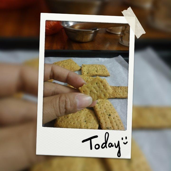 无糖葱香梳打饼干