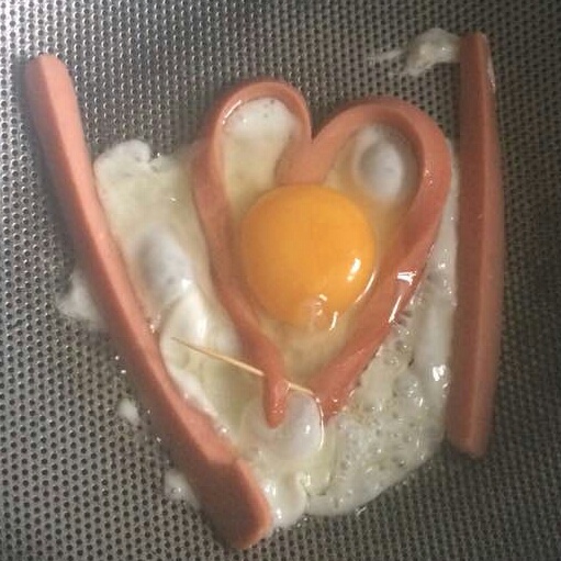 爱心香肠煎蛋